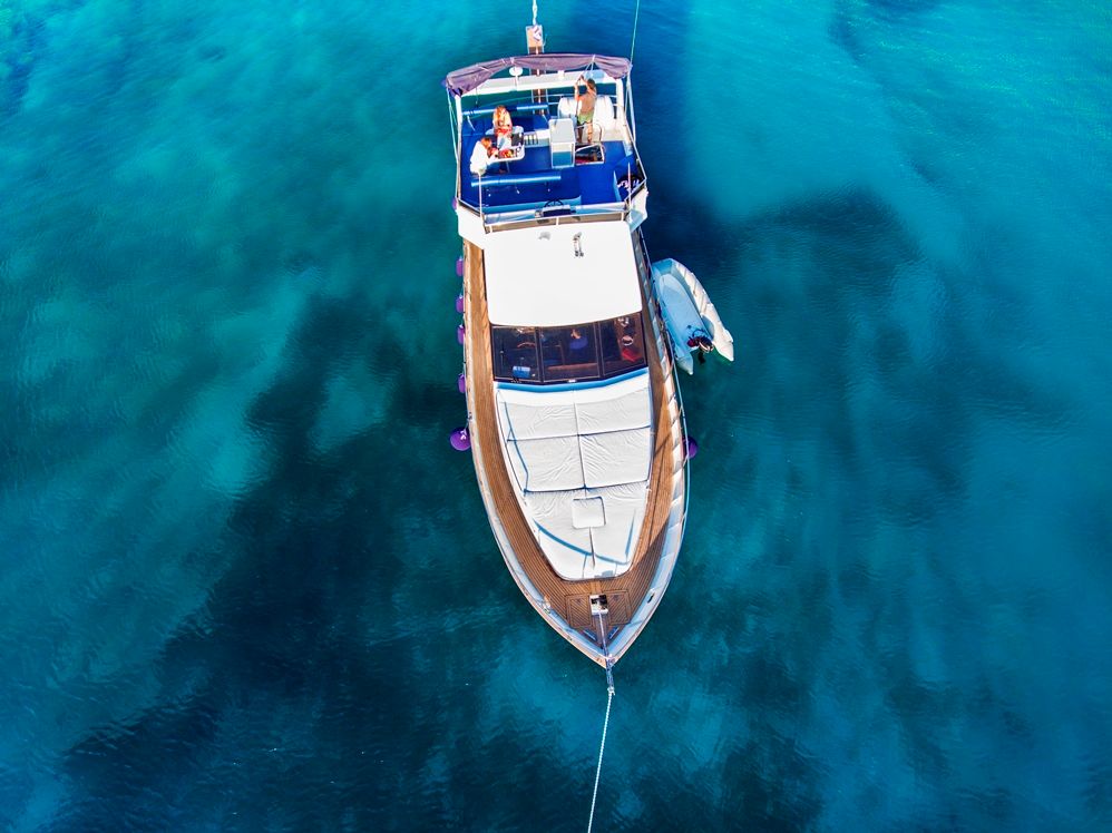 Yacht Rental in Athens (2)