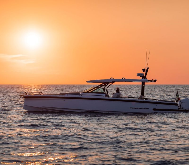 Yacht charter in Athens with axopar cabin