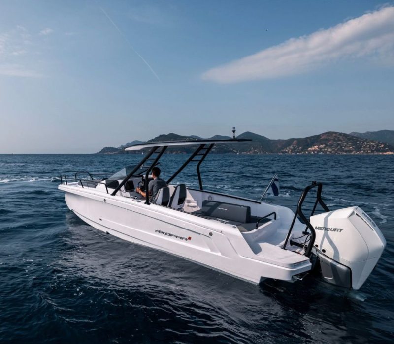 Axopar 25 Cross Cabin private boat rental in Athens cruising in the Saronic Gulf
